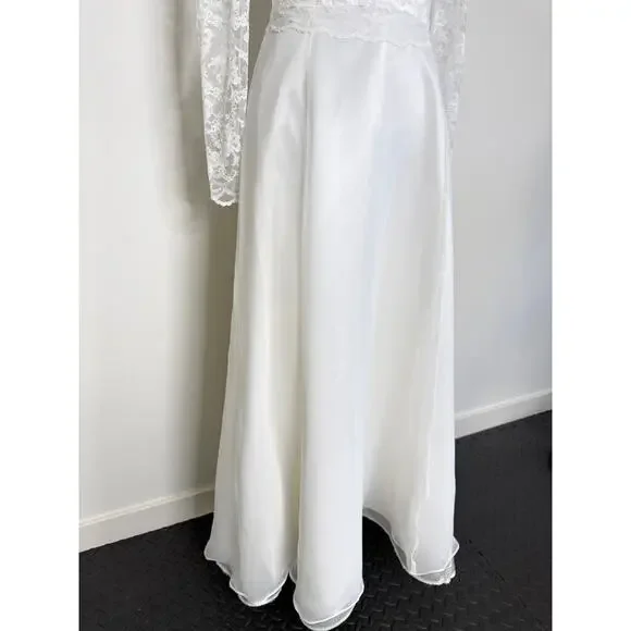 Vintage Lace Long Sleeve Wedding Dress A-Line Bridal Gown - Picture 4 of 16